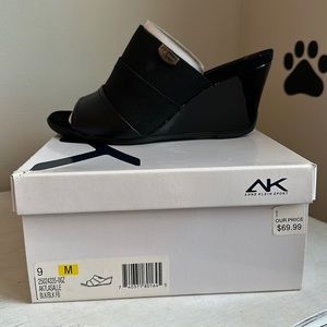 Open-Toed Wedge Sandals